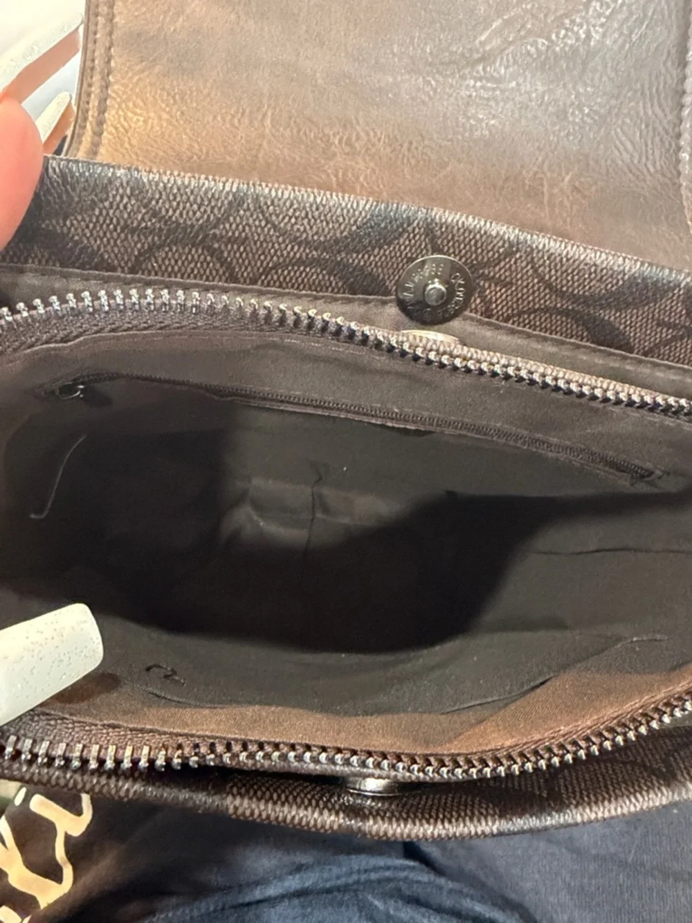 Brown Signature Messenger Crossbody‎ Bag